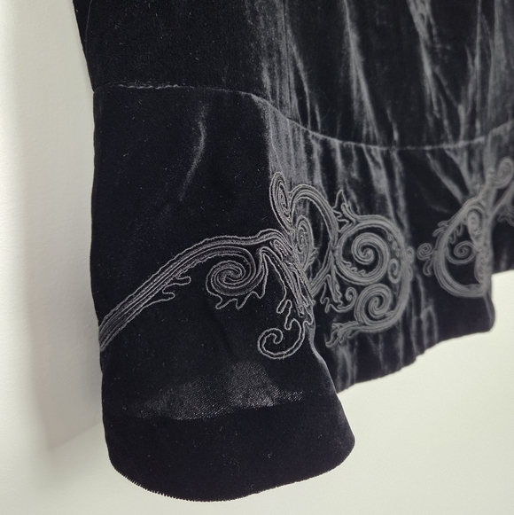 NWT Lauren Ralph Lauren Sleeveless Black Embroidered Velvet Blouse Top Size 16 - Picture 3 of 6